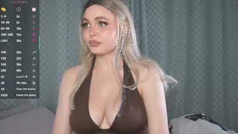 Snapshot of cocaxemen chatting on 07-16-26, 09:43 Mila online show from 07-16-26, 09:43