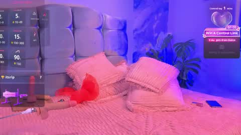 Valerie  nenitasexy online show from 06-07-26, 06:39