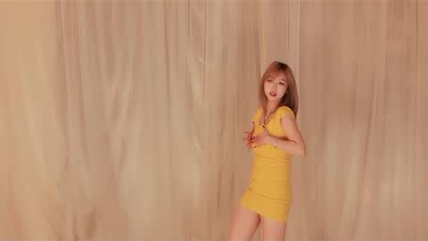 Snapshot of coco2002924 chatting on 12-16-25, 04:39 coco2002924 online show from 12-16-25, 04:39