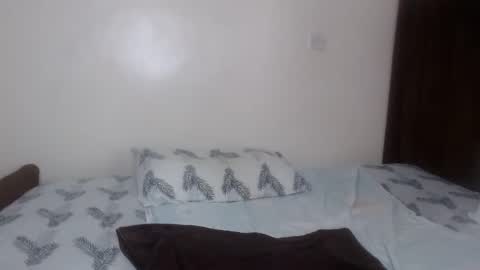 Snapshot of cocoa_devine chatting on 04-29-26, 02:43 cocoa_devine online show from 04-29-26, 02:43