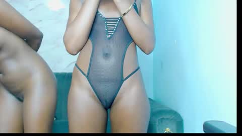 Snapshot of cocoakitty1 chatting on 09-11-25, 07:03 daniella online show from 09-11-25, 07:03