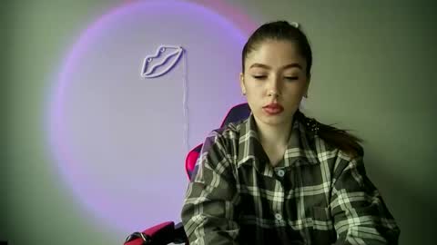 Snapshot of cocoberry1 chatting on 11-26-25, 08:37 cocoberry1 online show from 11-26-25, 08:37