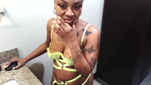 chanel online show from 04-11-26, 08:29