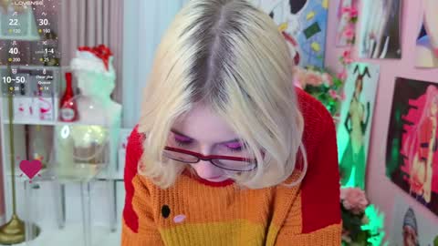 Mia online show from 12-17-24, 10:43