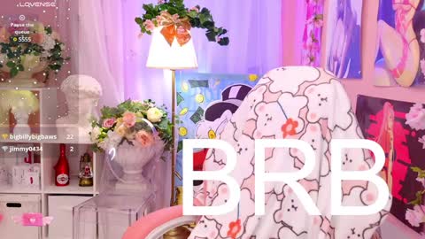 Mia online show from 12-28-24, 12:15