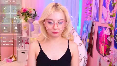 Mia online show from 03-06-25, 03:35