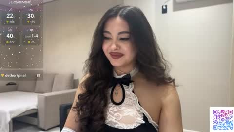 Snapshot of coffee_wihtout_milk chatting on 06-15-26, 10:45 Yumi online show from 06-15-26, 10:45