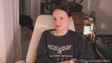 Snapshot of cogitademe chatting on 05-31-26, 08:21 Olivia online show from 05-31-26, 08:21