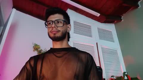 Snapshot of colby_smit chatting on 11-14-25, 08:57 Colby online show from 11-14-25, 08:57