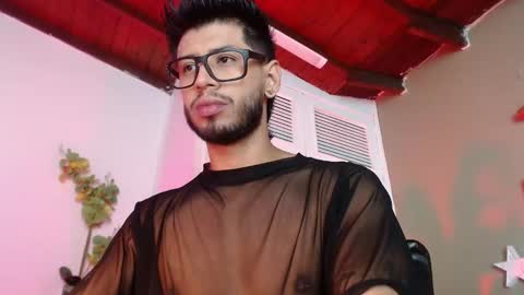 Snapshot of colby_smit chatting on 11-17-25, 05:08 Colby online show from 11-17-25, 05:08