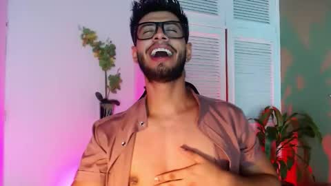 Snapshot of colby_smit chatting on 11-20-25, 08:19 Colby online show from 11-20-25, 08:19