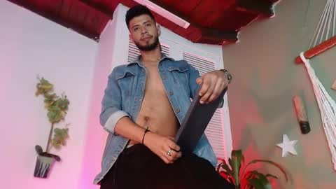 Snapshot of colby_smit chatting on 11-27-25, 09:50 Colby online show from 11-27-25, 09:50