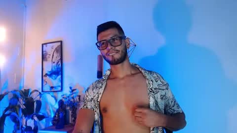 Snapshot of colby_smit chatting on 05-07-26, 07:14 Colby online show from 05-07-26, 07:14