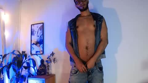 Snapshot of colby_smit chatting on 05-13-26, 06:38 Colby online show from 05-13-26, 06:38