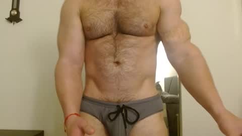 Snapshot of colbymoney chatting on 01-20-25, 01:18 Colby big dick money online show from 01-20-25, 01:18