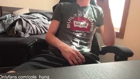 Snapshot of cole_hung chatting on 07-20-26, 08:00 cole_hung online show from 07-20-26, 08:00