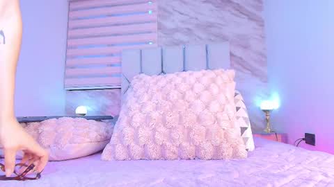 colett online show from 12-15-25, 11:58