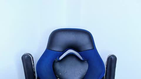 colin_fox1 online show from 03-24-26, 12:37