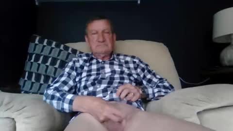 colinbeech online show from 05-13-26, 02:25