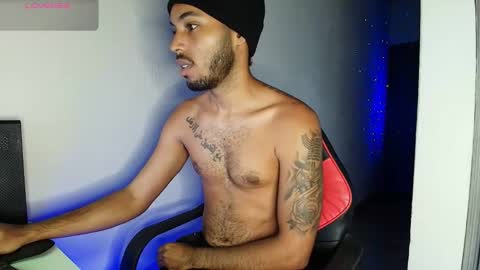 Snapshot of colinlatinbrown chatting on 02-09-26, 11:47 IG online show from 02-09-26, 11:47