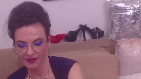 Maddison online show from 04-19-26, 06:10