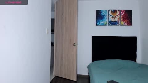 college_muscle_ass online show from 01-10-26, 07:26