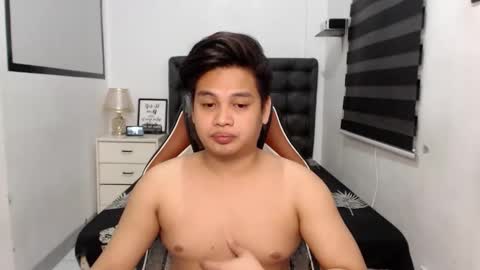 Victor Grey online show from 01-13-25, 09:19