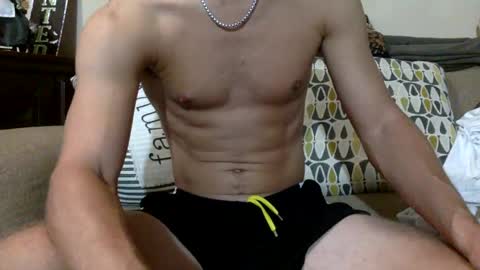 Snapshot of collegedudejames chatting on 09-23-25, 01:25 DILF James online show from 09-23-25, 01:25