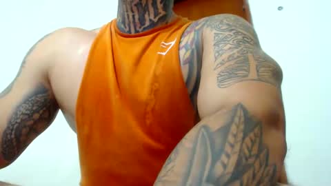 Snapshot of colombian_monster_cock chatting on 12-20-24, 10:54 camilo online show from 12-20-24, 10:54