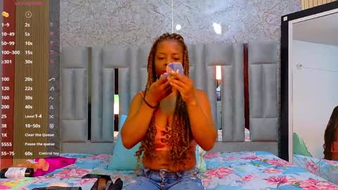 Snapshot of colombiancoffee_ chatting on 06-07-26, 11:58 Lauren online show from 06-07-26, 11:58