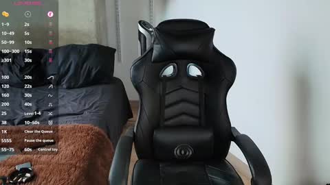 Snapshot of colombianmuscle8 chatting on 02-23-25, 08:00 colombianmuscle8 online show from 02-23-25, 08:00