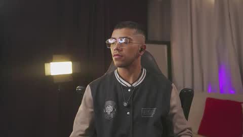 Snapshot of colstorw_ chatting on 02-27-26, 10:04 colstorw_ online show from 02-27-26, 10:04