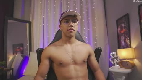 Snapshot of colstorw_ chatting on 03-06-26, 10:01 colstorw_ online show from 03-06-26, 10:01