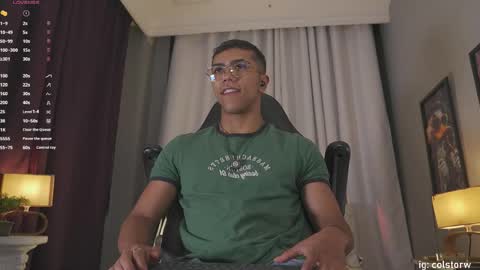 Snapshot of colstorw_ chatting on 05-01-26, 10:42 colstorw_ online show from 05-01-26, 10:42