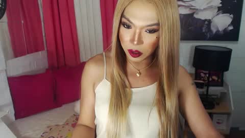 QUEEN SABRINA online show from 01-02-25, 12:45