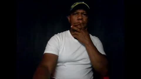 Snapshot of condor087510 chatting on 01-09-26, 02:58 Miguel online show from 01-09-26, 02:58