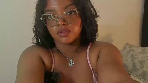 Snapshot of conielaurenth chatting on 06-08-26, 01:28 conielaurenth online show from 06-08-26, 01:28