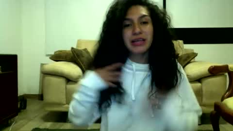 Connie online show from 10-07-25, 08:33