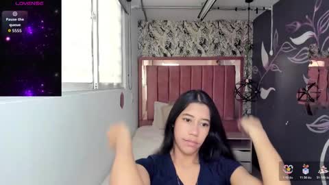 C O N N I E online show from 02-09-26, 09:08