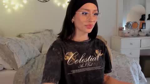 connie    online show from 02-09-25, 01:14