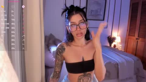 connie    online show from 09-10-25, 09:53