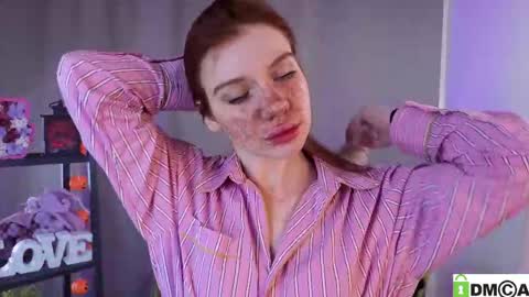Amy online show from 05-11-26, 04:04