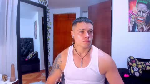 Snapshot of connorsmith_26 chatting on 02-12-25, 12:12 Connor Smith online show from 02-12-25, 12:12