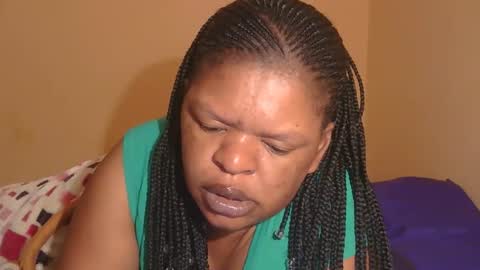 Snapshot of conny685249 chatting on 09-29-25, 12:05 conny online show from 09-29-25, 12:05