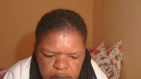 Snapshot of conny685249 chatting on 10-23-25, 02:22 conny online show from 10-23-25, 02:22