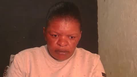 Snapshot of conny685249 chatting on 10-30-25, 05:35 conny online show from 10-30-25, 05:35