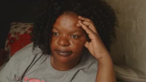 Snapshot of conny685249 chatting on 11-22-25, 01:54 conny online show from 11-22-25, 01:54