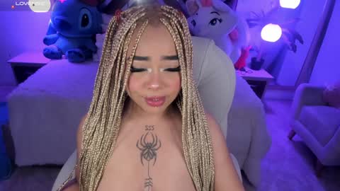 Snapshot of conny_curly chatting on 01-18-25, 11:44 Conny online show from 01-18-25, 11:44