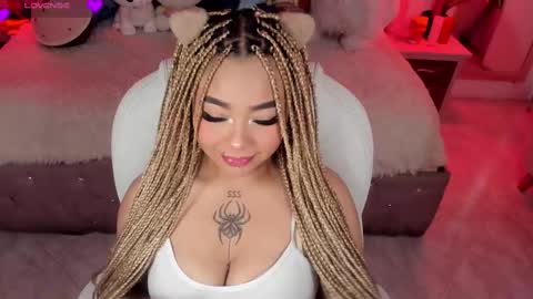 Snapshot of conny_curly chatting on 03-09-25, 01:26 Conny online show from 03-09-25, 01:26