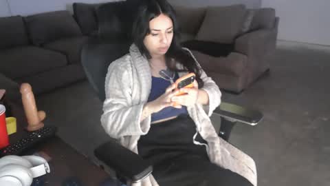 controllercutie online show from 02-16-26, 04:19